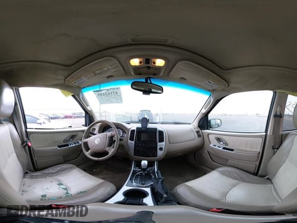 ✅ 2005 Mercury Mariner Luxury • VIN: 4M2CU57115DJ33938 • Lot: 42162155. Wystawiony na IAAI z przebiegiem 174 834 mil. Bezpłatny archiwum sprzedaży aukcyjnych z USA i szczegółowy raport historii pojazdu na DreamBid. Zdjęcie 18.