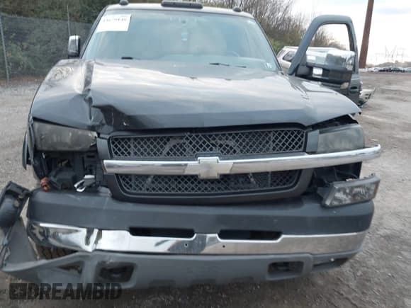 ✅ 2004 Chevrolet Silverado 2500HD LS • VIN: 1GCHK23224F227229 • Lot: 43679148. Wystawiony na IAAI z przebiegiem 171 831 mil. Bezpłatny archiwum sprzedaży aukcyjnych z USA i szczegółowy raport historii pojazdu na DreamBid. Zdjęcie 10.