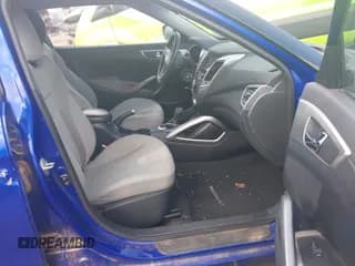 ✅ 2012 Hyundai Veloster w/Gray Int • VIN: KMHTC6AD5CU027521 • Lot: 41531639. Wystawiony na IAAI z przebiegiem 147 405 mil. Bezpłatny archiwum sprzedaży aukcyjnych z USA i szczegółowy raport historii pojazdu na DreamBid. Zdjęcie 5.