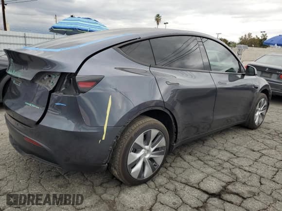 ✅ 2023 Tesla Model Y Long Range • VIN: 7SAYGDEE6PF848778 • Lot: 93710175. Wystawiony na Copart z przebiegiem 34 473 mil. Bezpłatny archiwum sprzedaży aukcyjnych z USA i szczegółowy raport historii pojazdu na DreamBid. Zdjęcie 3.