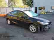 2018 Chevrolet Cruze LT z VIN 1G1BE5SM9J7224392, wystawiony jako Copart lot #82199325 z przebiegiem 156 330 mil mil oraz Szkoda całkowita • Salvage title. Historia ofert i sprzedaży dostępna na DreamBid. Obrazek 4.