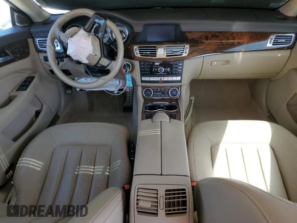 ✅ 2012 Mercedes-Benz CLS 550 • VIN: WDDLJ7DB8CA010651 • Lot: 49219585. Listed on Copart with 84,191 mi. Free auction sales archive from the USA and detailed vehicle history report at DreamBid. Image 8.