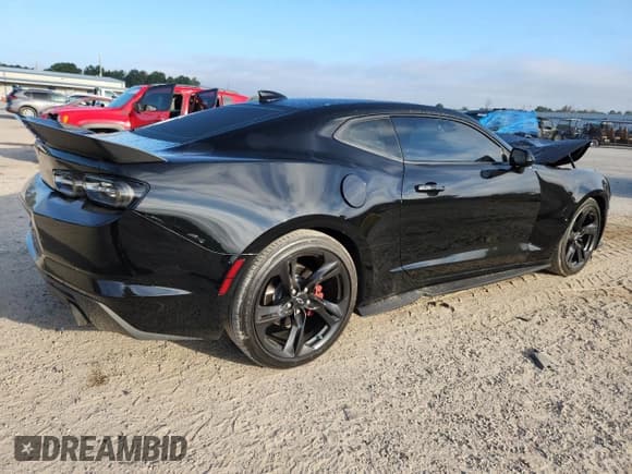 ✅ 2021 Chevrolet Camaro LT1 • VIN: 1G1FF1R76M0122343 • Lot: 80319345. Listed on Copart with 14,924 mi. Free auction sales archive from the USA and detailed vehicle history report at DreamBid. Image 3.