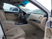 ✅ 2014 Nissan Altima SL • VIN: 1N4BL3AP5EC143776 • Lot: 42553639. Wystawiony na IAAI z przebiegiem 218 979 mil. Bezpłatny archiwum sprzedaży aukcyjnych z USA i szczegółowy raport historii pojazdu na DreamBid. Zdjęcie 5.