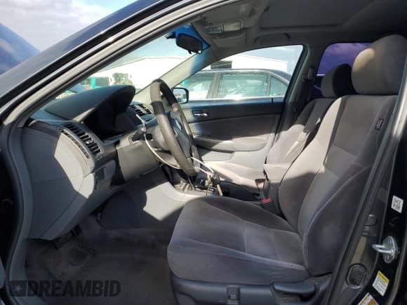 ✅ 2004 Honda Accord EX • VIN: JHMCM56664C035302 • Lot: 93388845. Wystawiony na Copart z przebiegiem 270 546 mil. Bezpłatny archiwum sprzedaży aukcyjnych z USA i szczegółowy raport historii pojazdu na DreamBid. Zdjęcie 7.