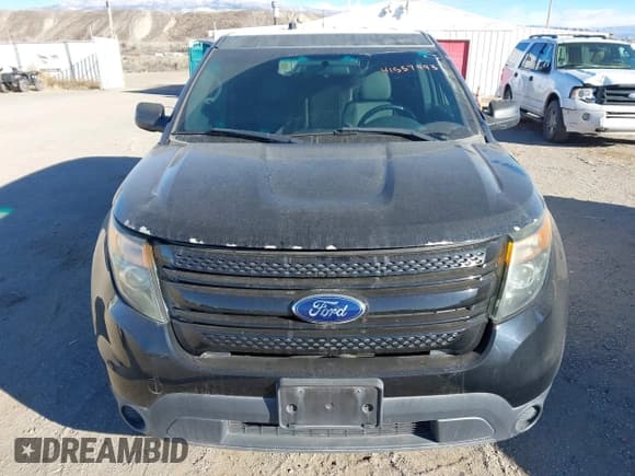 ✅ 2014 Ford Police Interceptor Utility • VIN: 1FM5K8AR6EGA33655 • Lot: 41557993. Wystawiony na IAAI z przebiegiem 79 131 mil. Bezpłatny archiwum sprzedaży aukcyjnych z USA i szczegółowy raport historii pojazdu na DreamBid. Zdjęcie 12.
