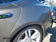 ✅ 2015 Tesla Model S 85D • VIN: 5YJSA1H29FF085139 • Лот: 43828349. Опубликован ранее на IAAI с пробегом 143 212 миль. Бесплатный доступ к архиву аукционных продаж из США и подробный отчёт об истории автомобиля на DreamBid. Изображение 6.