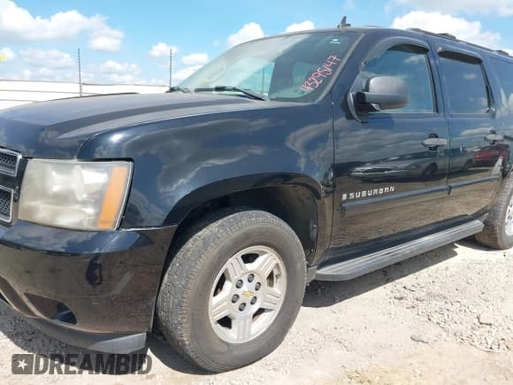 ✅ 2007 Chevrolet Suburban LTZ • VIN: 1GNFC16067R362023 • Lot: 43295147. Listed on IAAI with 147,539 mi. Free auction sales archive from the USA and detailed vehicle history report at DreamBid. Image 6.