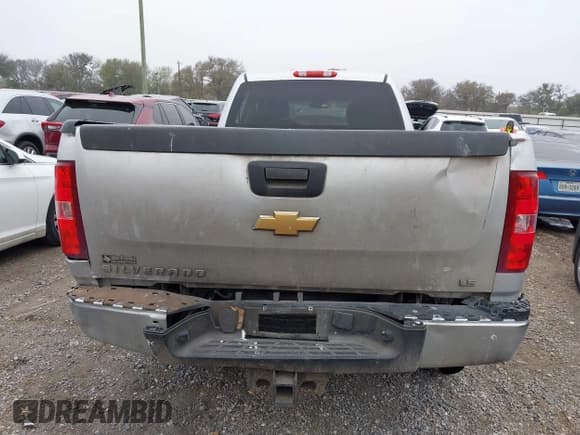 ✅ 2013 Chevrolet Silverado 2500HD Work Truck • VIN: 1GC1CVCG6DF123399 • Лот: 43848566. Опубликован ранее на IAAI с пробегом 397 490 миль. Бесплатный доступ к архиву аукционных продаж из США и подробный отчёт об истории автомобиля на DreamBid. Изображение 16.