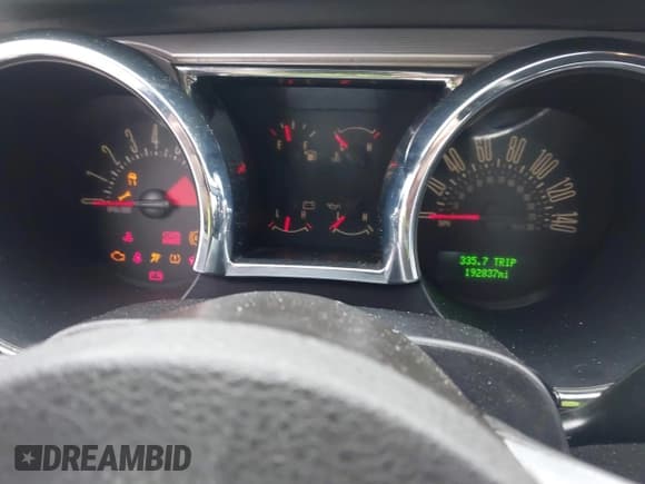 ✅ 2007 Ford Mustang GT Deluxe • VIN: 1ZVFT82H275326797 • Lot: 43546298. Listed on IAAI with 192,837 mi. Free auction sales archive from the USA and detailed vehicle history report at DreamBid. Image 7.