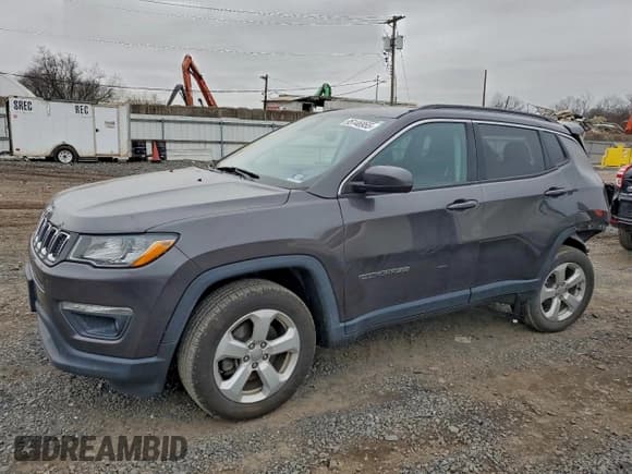 ✅ 2019 Jeep Compass Latitude • VIN: 3C4NJDBB2KT847746 • Lot: 95146955. Listed on Copart with 68,627 mi. Free auction sales archive from the USA and detailed vehicle history report at DreamBid. Image 1.