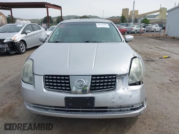 ✅ 2004 Nissan Maxima SL • VIN: 1N4BA41EX4C867925 • Lot: 42120998. Listed on IAAI with 140,871 mi. Free auction sales archive from the USA and detailed vehicle history report at DreamBid. Image 12.