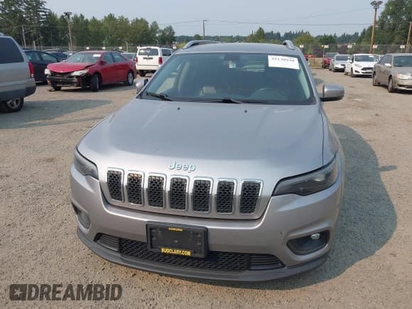✅ 2019 Jeep Cherokee Latitude Plus • VIN: 1C4PJMLB3KD288043 • Лот: 43130930. Опубликован ранее на IAAI с пробегом 193 872 миль. Бесплатный доступ к архиву аукционных продаж из США и подробный отчёт об истории автомобиля на DreamBid. Изображение 12.