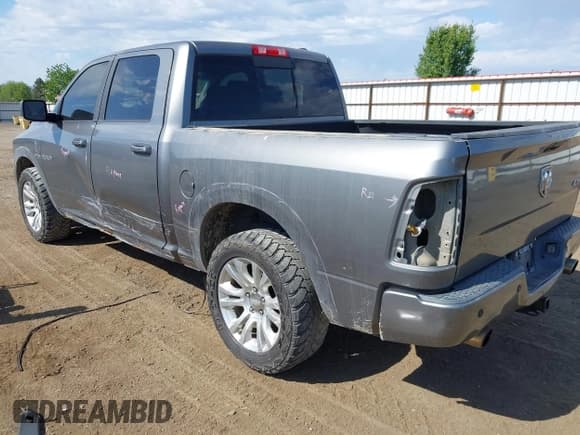 ✅ 2009 Dodge 1500 Laramie • VIN: 1D3HV13T79S824506 • Lot: 42373519. Wystawiony na IAAI z przebiegiem 305 976 mil. Bezpłatny archiwum sprzedaży aukcyjnych z USA i szczegółowy raport historii pojazdu na DreamBid. Zdjęcie 3.