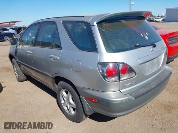 ✅ 2001 Lexus RX 300 • VIN: JTJHF10U110222247 • Lot: 43550397. Wystawiony na IAAI z przebiegiem 182 578 mil. Bezpłatny archiwum sprzedaży aukcyjnych z USA i szczegółowy raport historii pojazdu na DreamBid. Zdjęcie 3.