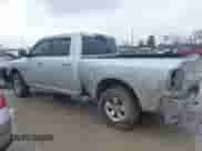 2017 Ram 1500 Big Horn z VIN 1C6RR7TT4HS646662, wystawiony jako IAAI lot #40987974 z przebiegiem 131 756 mil mil oraz . Historia ofert i sprzedaży dostępna na DreamBid. Obrazek 14.