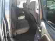 2014 Chevrolet Silverado 1500 LT z VIN 1GCRCREC4EZ290445, wystawiony jako Copart lot #87198435 z przebiegiem 166 498 mil mil oraz Szkoda całkowita • Salvage title. Historia ofert i sprzedaży dostępna na DreamBid. Obrazek 10.