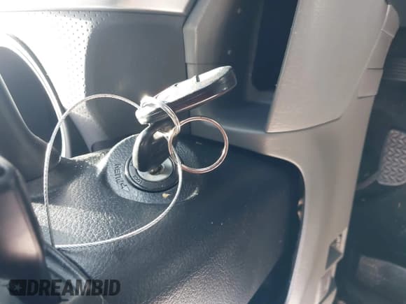 ✅ 2015 Toyota Tacoma PreRunner • VIN: 5TFKU4HN9FX006805 • Lot: 42283766. Wystawiony na IAAI z przebiegiem 132 367 mil. Bezpłatny archiwum sprzedaży aukcyjnych z USA i szczegółowy raport historii pojazdu na DreamBid. Zdjęcie 11.