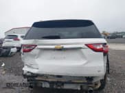 ✅ 2020 Chevrolet Traverse LT • VIN: 1GNEVHKW0LJ305396 • Lot: 43206376. Listed on IAAI with 60,757 mi. Free auction sales archive from the USA and detailed vehicle history report at DreamBid. Image 17.