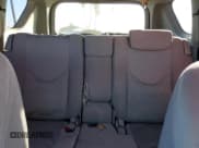 ✅ 2007 Toyota RAV4 • VIN: JTMZD33V275053221 • Lot: 91642995. Wystawiony na Copart z przebiegiem Nie podano. Bezpłatny archiwum sprzedaży aukcyjnych z USA i szczegółowy raport historii pojazdu na DreamBid. Zdjęcie 10.