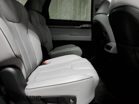 ✅ 2024 Hyundai Palisade SEL • VIN: KM8R4DGE6RU711871 • Лот: 88427135. Опубликован ранее на Copart с пробегом Не указан. Бесплатный доступ к архиву аукционных продаж из США и подробный отчёт об истории автомобиля на DreamBid. Изображение 11.