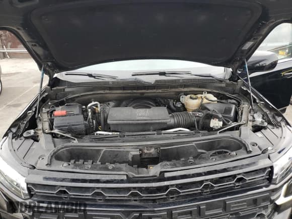 ✅ 2023 Chevrolet Suburban LS • VIN: 1GNSCBKD2PR245004 • Lot: 92729245. Wystawiony na Copart z przebiegiem Nie podano. Bezpłatny archiwum sprzedaży aukcyjnych z USA i szczegółowy raport historii pojazdu na DreamBid. Zdjęcie 12.