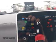 ✅ 2024 VinFast VF 8 Eco • VIN: RLLV1AEB4RH007847 • Лот: 40996888. Опубликован ранее на IAAI с пробегом 2 300 миль. Бесплатный доступ к архиву аукционных продаж из США и подробный отчёт об истории автомобиля на DreamBid. Изображение 17.