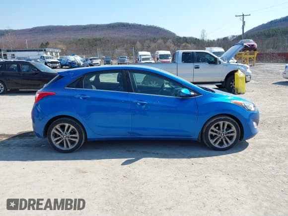 ✅ 2017 Hyundai Elantra • VIN: KMHD35LH1HU363365 • Lot: 41768821. Listed on IAAI with 80,803 mi. Free auction sales archive from the USA and detailed vehicle history report at DreamBid. Image 13.