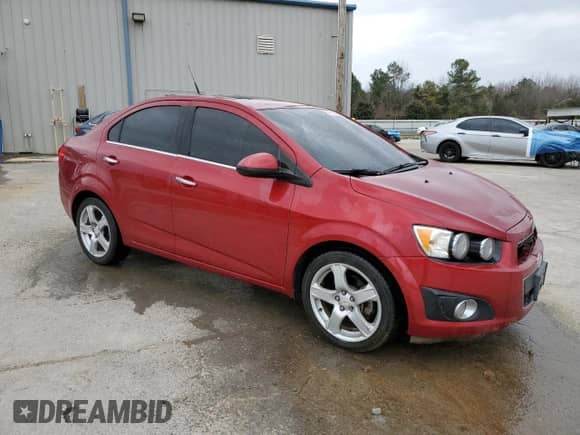 2012 Chevrolet Sonic LTZ с VIN 1G1JE5SH1C4126847, выставлен на аукционе Copart как лот 47252625 с пробегом 113 399 миль миль и Списание • Salvage title. История ставок и продаж доступна на DreamBid. Изображение 4.