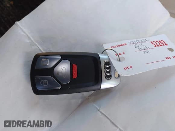 ✅ 2018 Audi A4 Premium • VIN: WAUDNAF42JA023470 • Лот: 43723291. Опубликован ранее на IAAI с пробегом 38 739 миль. Бесплатный доступ к архиву аукционных продаж из США и подробный отчёт об истории автомобиля на DreamBid. Изображение 11.