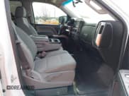 ✅ 2018 Chevrolet Silverado 1500 LT • VIN: 3GCPCREHXJG339211 • Лот: 42553890. Опубликован ранее на IAAI с пробегом 124 513 миль. Бесплатный доступ к архиву аукционных продаж из США и подробный отчёт об истории автомобиля на DreamBid. Изображение 5.