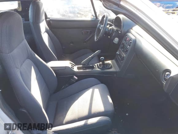 ✅ 1990 Mazda MX-5 Miata • VIN: JM1NA3512L0146684 • Lot: 42306385. Listed on IAAI with 71,211 mi. Free auction sales archive from the USA and detailed vehicle history report at DreamBid. Image 5.