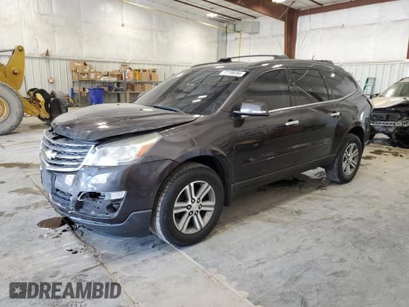 ✅ 2015 Chevrolet Traverse LT • VIN: 1GNKRGKD2FJ322737 • Lot: 72196094. Wystawiony na Copart z przebiegiem 115 513 mil. Bezpłatny archiwum sprzedaży aukcyjnych z USA i szczegółowy raport historii pojazdu na DreamBid. Zdjęcie 1.