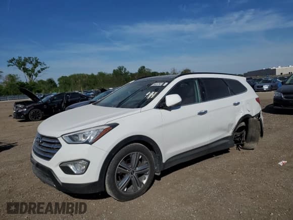 ✅ 2015 Hyundai Santa Fe Limited • VIN: KM8SRDHF8FU106272 • Лот: 56528235. Опубликован ранее на Copart с пробегом 151 118 миль. Бесплатный доступ к архиву аукционных продаж из США и подробный отчёт об истории автомобиля на DreamBid. Изображение 1.