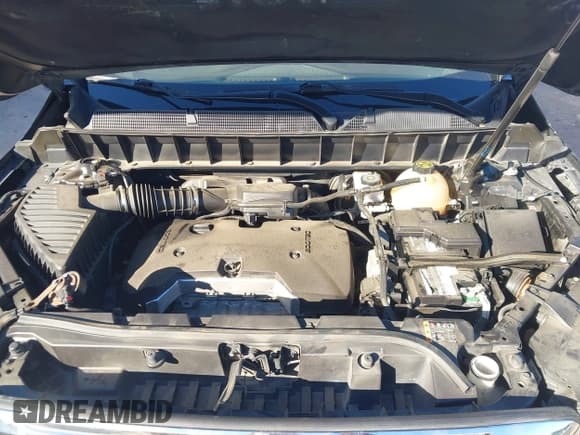 ✅ 2018 GMC Acadia SLT • VIN: 1GKKNMLA3JZ221132 • Lot: 43540626. Listed on IAAI with 135,372 mi. Free auction sales archive from the USA and detailed vehicle history report at DreamBid. Image 10.