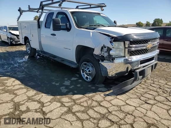 ✅ 2011 Chevrolet Silverado 2500HD Work Truck • VIN: 1GB2CVCG0BZ282715 • Лот: 86887185. Опубликован ранее на Copart с пробегом 192 424 миль. Бесплатный доступ к архиву аукционных продаж из США и подробный отчёт об истории автомобиля на DreamBid. Изображение 13.