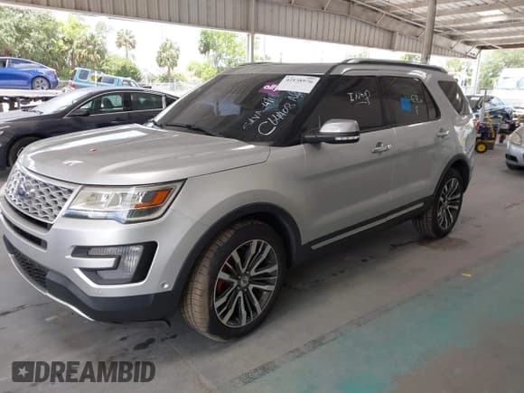 ✅ 2016 Ford Explorer Platinum • VIN: 1FM5K8HT9GGC64408 • Lot: 42138976. Listed on IAAI with 143,540 mi. Free auction sales archive from the USA and detailed vehicle history report at DreamBid. Image 2.
