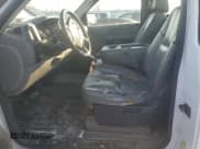 ✅ 2007 Chevrolet Silverado 2500HD Work Truck • VIN: 1GCHC24K17E515698 • Лот: 44926895. Опубликован ранее на Copart с пробегом 312 974 миль. Бесплатный доступ к архиву аукционных продаж из США и подробный отчёт об истории автомобиля на DreamBid. Изображение 7.