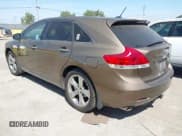 ✅ 2011 Toyota Venza • VIN: 4T3BK3BB3BU059979 • Lot: 43124364. Wystawiony na IAAI z przebiegiem 199 808 mil. Bezpłatny archiwum sprzedaży aukcyjnych z USA i szczegółowy raport historii pojazdu na DreamBid. Zdjęcie 3.