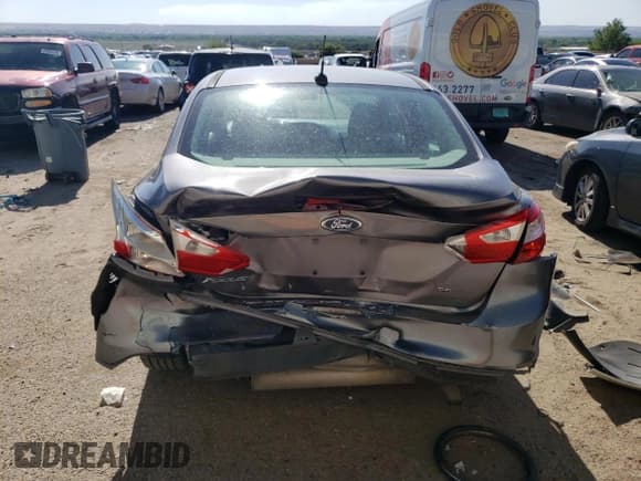 ✅ 2014 Ford Focus SE • VIN: 1FADP3F22EL200476 • Лот: 87843035. Опубликован ранее на Copart с пробегом 154 010 миль. Бесплатный доступ к архиву аукционных продаж из США и подробный отчёт об истории автомобиля на DreamBid. Изображение 6.