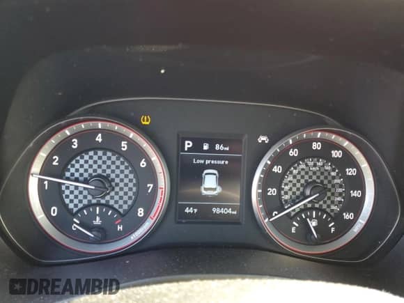 2019 Hyundai Veloster Premium z VIN KMHTG6AF6KU016600, wystawiony jako Copart lot #88659075 z przebiegiem 98 404 mil mil oraz Szkoda całkowita • Salvage title. Historia ofert i sprzedaży dostępna na DreamBid. Obrazek 9.