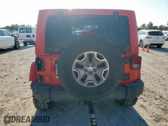 ✅ 2017 Jeep Wrangler Unlimited Rubicon Recon • VIN: 1C4HJWFG2HL688035 • Lot: 71524255. Wystawiony na Copart z przebiegiem 146 254 mil. Bezpłatny archiwum sprzedaży aukcyjnych z USA i szczegółowy raport historii pojazdu na DreamBid. Zdjęcie 6.