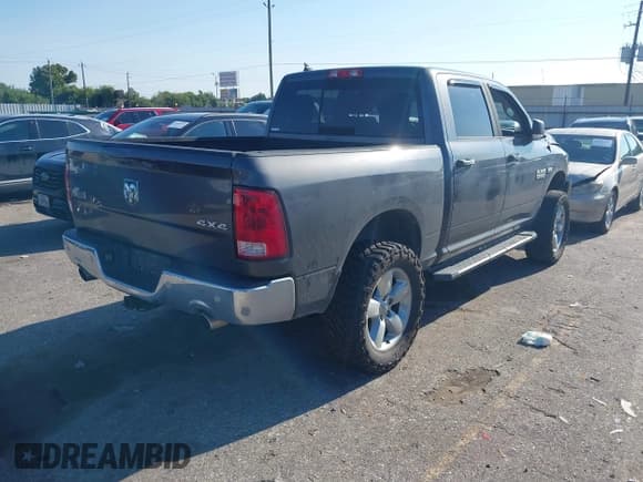 ✅ 2016 Ram 1500 Big Horn • VIN: 1C6RR7LT7GS133078 • Lot: 43164307. Wystawiony na IAAI z przebiegiem 203 544 mil. Bezpłatny archiwum sprzedaży aukcyjnych z USA i szczegółowy raport historii pojazdu na DreamBid. Zdjęcie 4.