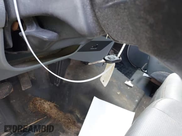 ✅ 2012 Ford F-250 XL • VIN: 1FDBF2A69CEA82979 • Lot: 42932809. Listed on IAAI with Not provided. Free auction sales archive from the USA and detailed vehicle history report at DreamBid. Image 11.