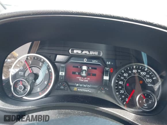 ✅ 2024 Ram 2500 Big Horn • VIN: 3C6UR5JLXRG315028 • Лот: 42050030. Опубликован ранее на IAAI с пробегом 26 956 миль. Бесплатный доступ к архиву аукционных продаж из США и подробный отчёт об истории автомобиля на DreamBid. Изображение 7.