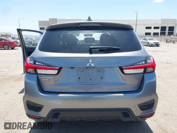 ✅ 2020 Mitsubishi Outlander ES • VIN: JA4AP3AU6LU005844 • Lot: 42779620. Listed on IAAI with 82,465 mi. Free auction sales archive from the USA and detailed vehicle history report at DreamBid. Image 16.