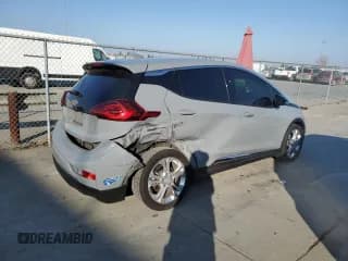 ✅ 2021 Chevrolet Bolt EV LT • VIN: 1G1FY6S03M4103598 • Lot: 43211495. Wystawiony na Copart z przebiegiem 48 809 mil. Bezpłatny archiwum sprzedaży aukcyjnych z USA i szczegółowy raport historii pojazdu na DreamBid. Zdjęcie 3.