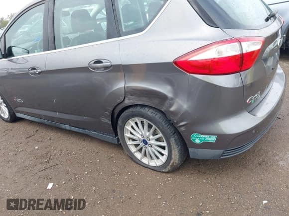 ✅ 2014 Ford C-Max SEL • VIN: 1FADP5CU3EL508385 • Lot: 43100588. Listed on IAAI with 144,589 mi. Free auction sales archive from the USA and detailed vehicle history report at DreamBid. Image 6.