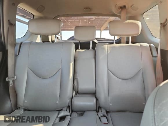 ✅ 2010 Toyota RAV4 Limited • VIN: 2T3DK4DV2AW034608 • Lot: 80732265. Listed on Copart with 189,737 mi. Free auction sales archive from the USA and detailed vehicle history report at DreamBid. Image 10.