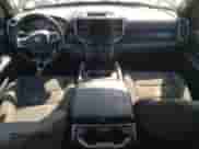 2022 Ram 1500 Big Horn с VIN 1C6SRFBTXNN131415, выставлен на аукционе Copart как лот 91452495 с пробегом 55 404 миль миль и На запчасти • Non repairable. История ставок и продаж доступна на DreamBid. Изображение 8.